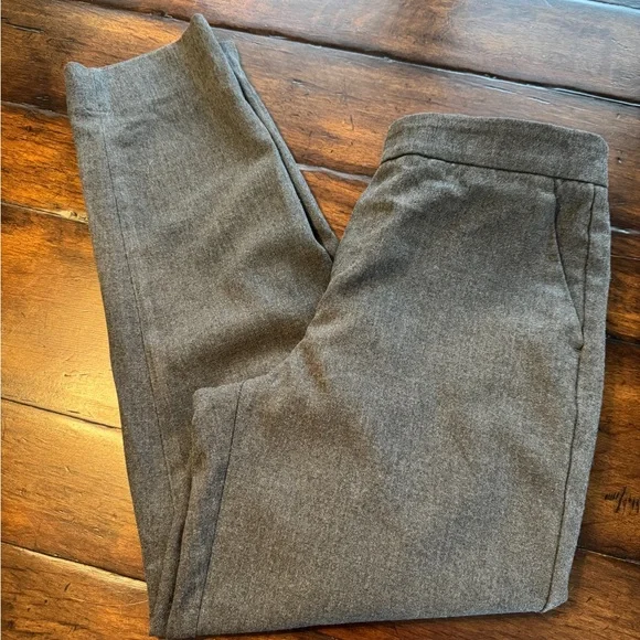 Women’s Banana Republic Hayden Tapered Pant in Heathered Charcoal- Size 2 - Picture 2 of 15